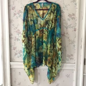 Stunning tunic blouse top Sz M